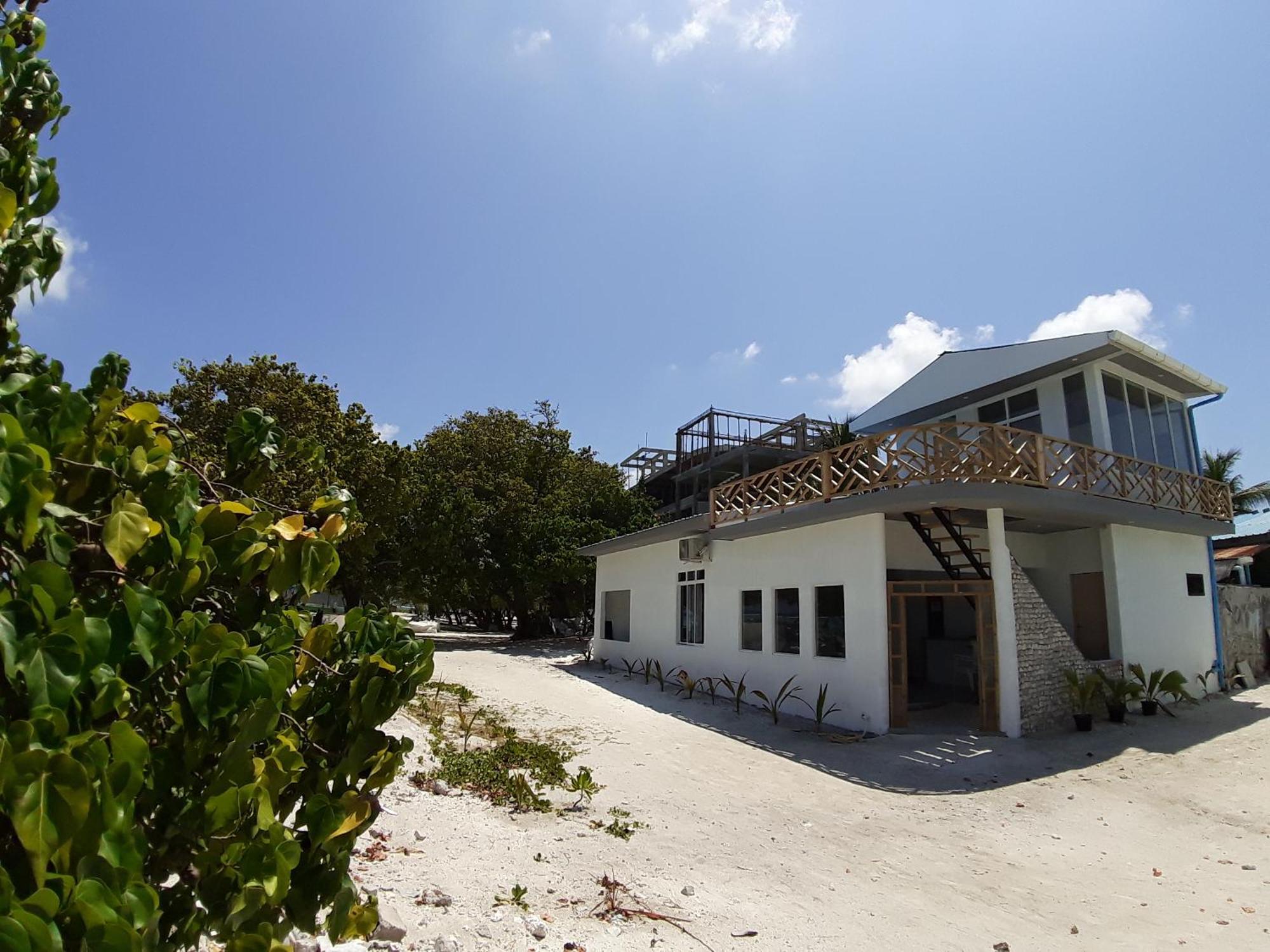 String Wave Maldives Otel Gulhi Dış mekan fotoğraf