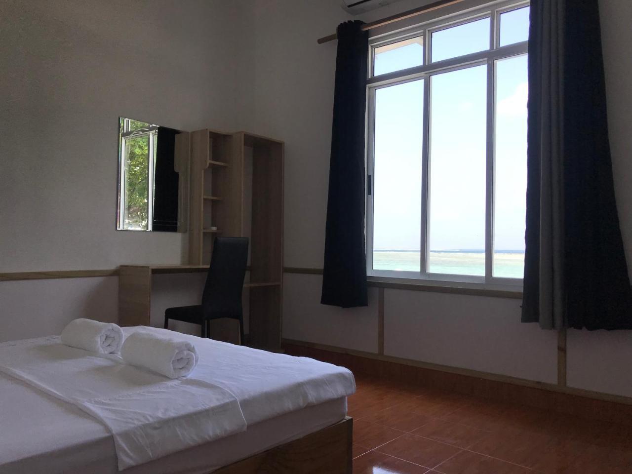 String Wave Maldives Otel Gulhi Dış mekan fotoğraf