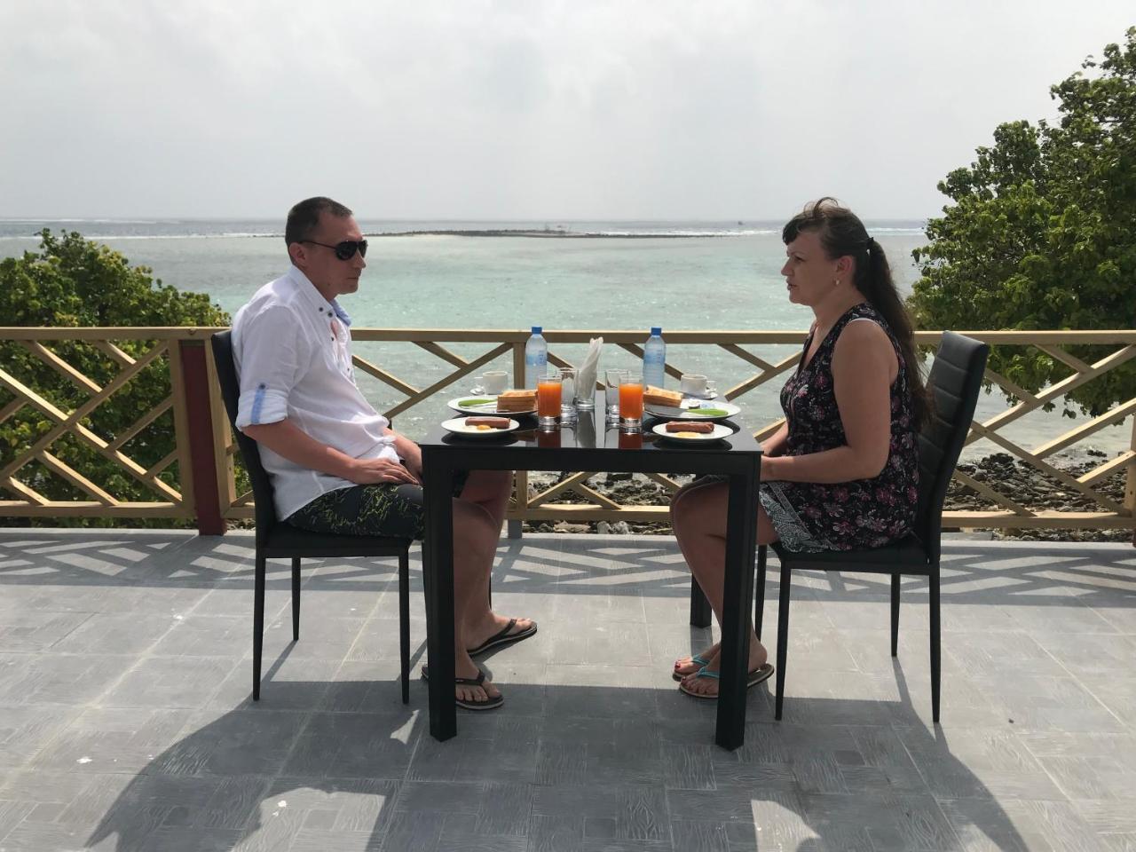 String Wave Maldives Otel Gulhi Dış mekan fotoğraf