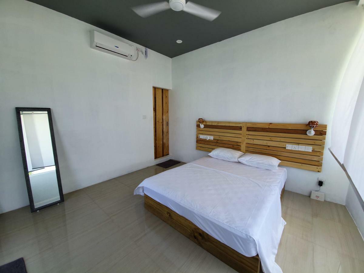 String Wave Maldives Otel Gulhi Dış mekan fotoğraf