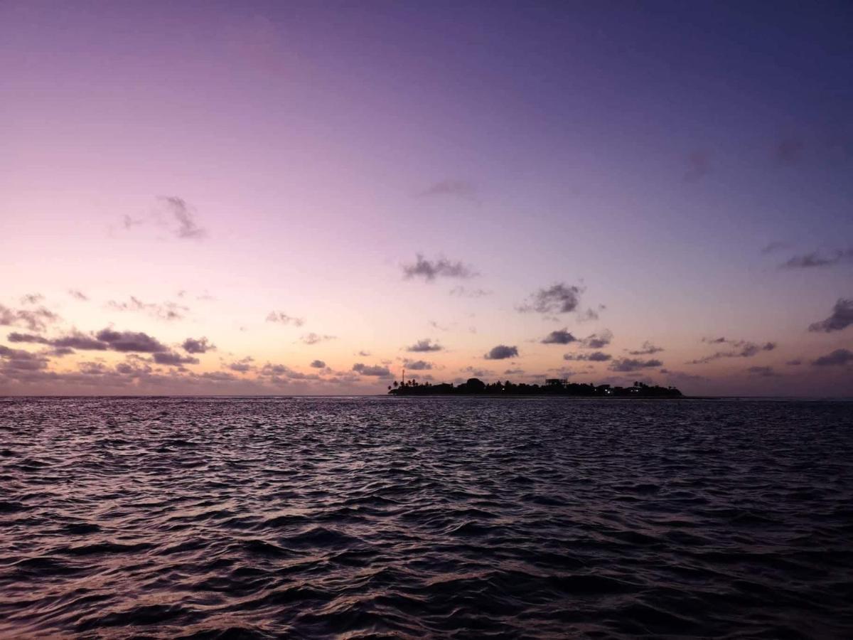 String Wave Maldives Otel Gulhi Dış mekan fotoğraf